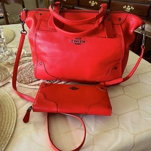 Red coach set. Purse and wallet